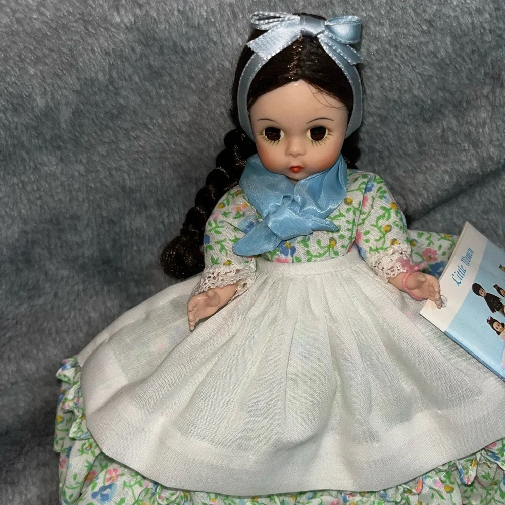 NIB Vintage 1970's Madame Alexander Doll 8” Argentine Argentina 571 w/box - Picture 3 of 9